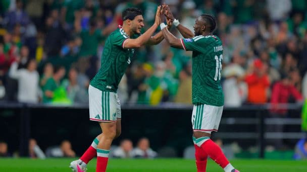 Raul Jiimenez Julian Quinones Celebration - Mexico vs Ecuador - FIFA World Cup 2026 [608x342]