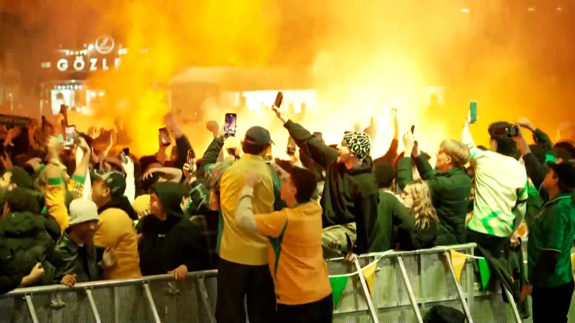 Scenes in Sydney at 5am as Australia equalise vs. Egypt
