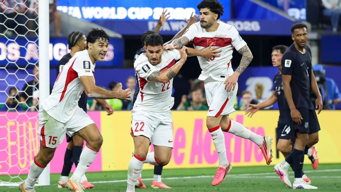 Kaan Ayhan reacts after scoring Türkiye's last-gasp winning goal against the United States.